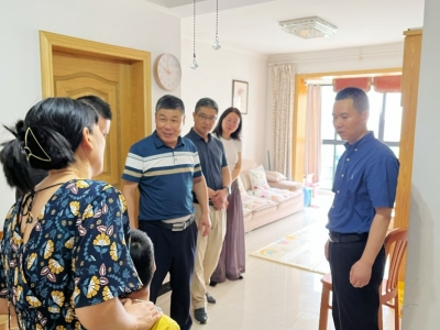 雙節慰問，情暖人心！芯能科技黨支部走訪慰問結對幫扶對象